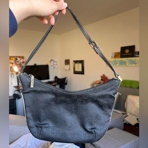 Gucci pocketed shoulder bag vintage